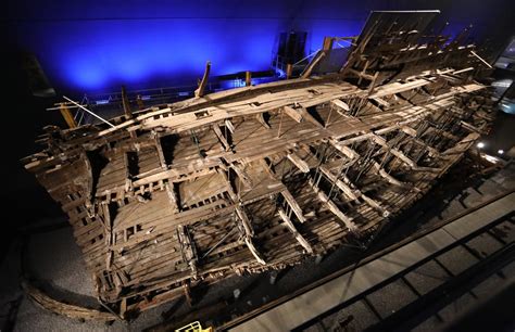 why the mary rose sank